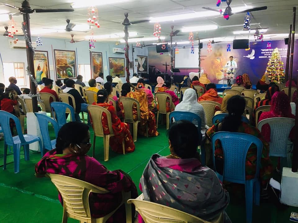 Full congregation gathered in the church hall